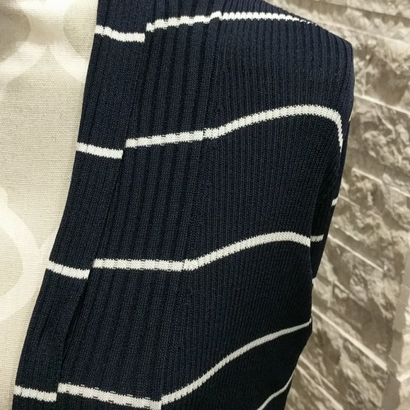 Laura petite Navy and white ribbed cardigan - Picture 3 of 6